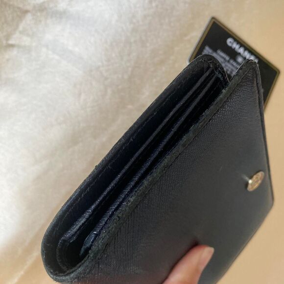 Authentic Vintage Chanel Long Wallet - Picture 8 of 8